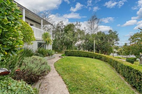 Photo of property in 114 Tuhikaramea Road, Dinsdale, Hamilton, 3204