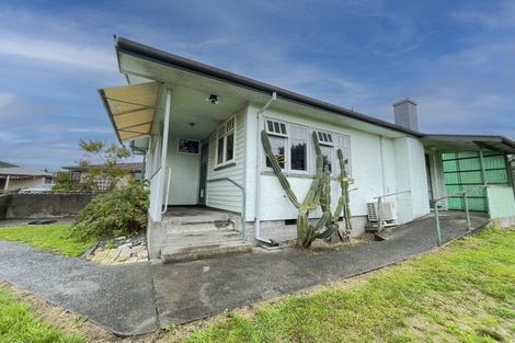 Photo of property in 27 Victory Street, Reefton, 7830