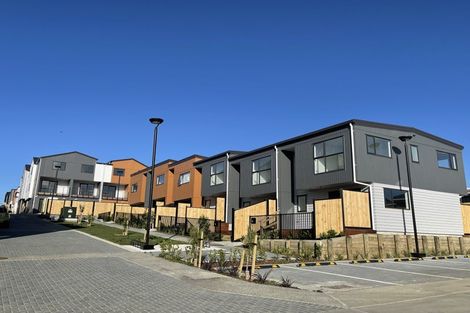 Photo of property in 250a Great North Road, Henderson, Auckland, 0612