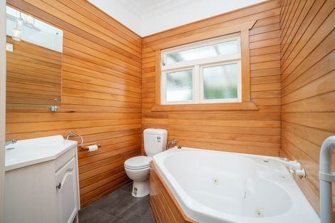 Photo of property in 31 Rata Street, Roslyn, Palmerston North, 4414
