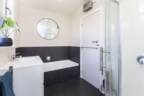 Photo of property in 7 Dalglish Place, Hoon Hay, Christchurch, 8025