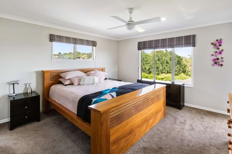 Photo of property in 14r Estates Terrace, Welcome Bay, Tauranga, 3175