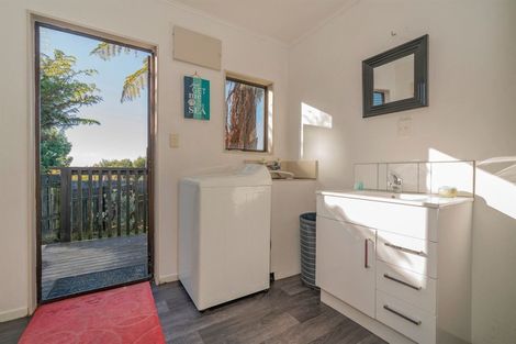 Photo of property in 1b Miro Place, Whitianga, 3510