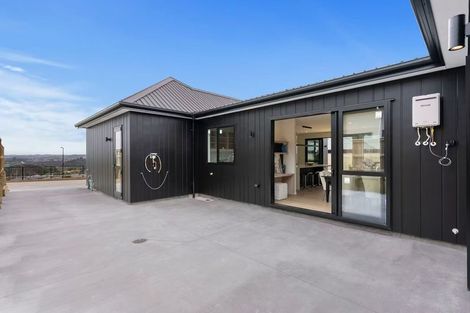 Photo of property in 25 Anehana Place, Stanmore Bay, 0932