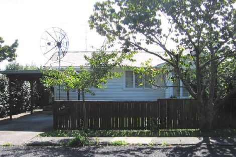 Photo of property in 1/8 Seven Oaks Drive, Pakuranga, Auckland, 2010