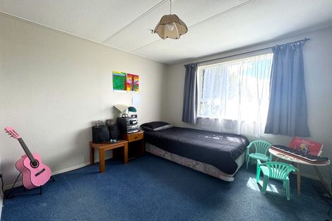 Photo of property in 7 Kupe Place, Highbury, Palmerston North, 4412