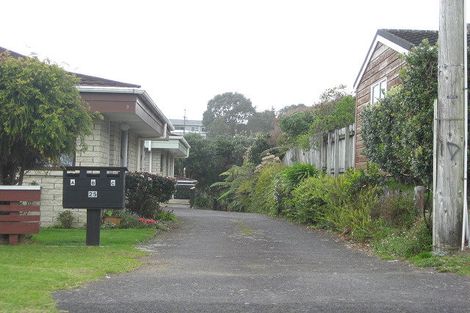 Photo of property in 25a Mcfarlane Street, Oakura, 4314
