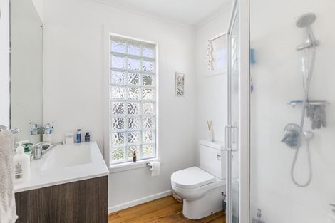 Photo of property in 5a Melanie Place, Orewa, 0931