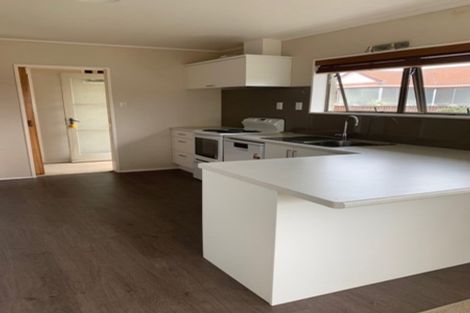 Photo of property in 20 Norfolk Rise, Waiuku, 2123