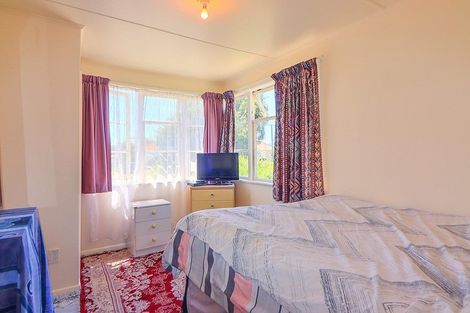 Photo of property in 11 Goldsmith Crescent, Levin, 5510