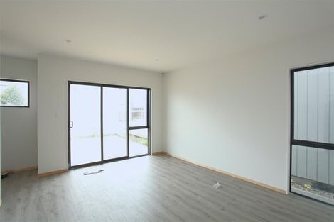 Photo of property in 47 Kairakau Street, Papakura, 2110