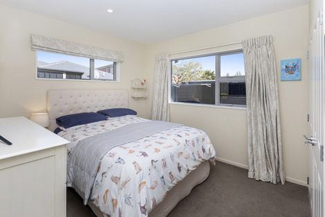 Photo of property in 21 Mistral Road, Northwood, Christchurch, 8051