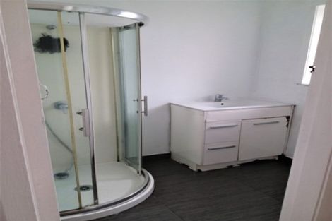 Photo of property in 48 Delta Avenue, New Lynn, Auckland, 0600