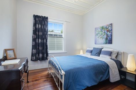 Photo of property in 4 Mellsop Avenue, Waiuku, 2123