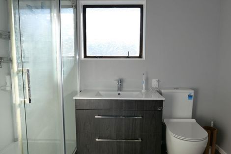 Photo of property in 4 Hookway Grove, Paraparaumu, 5032