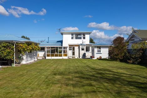 Photo of property in 18 Kent Street, Carterton, 5713