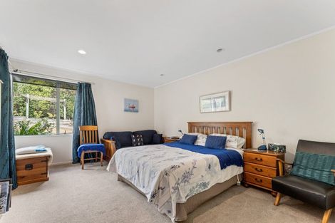 Photo of property in 60 Moana View Road, Waikawa, Picton, 7220