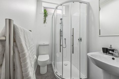 Photo of property in 18 Blackbridge Road, Wadestown, Wellington, 6012