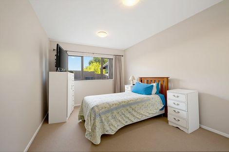 Photo of property in 77 San Marino Drive West, Henderson, Auckland, 0612
