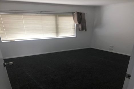 Photo of property in St Claire Village, 121/172 Mcleod Road, Te Atatu South, Auckland, 0610