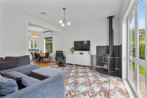 Photo of property in 13 Bracken Street, New Plymouth, 4310