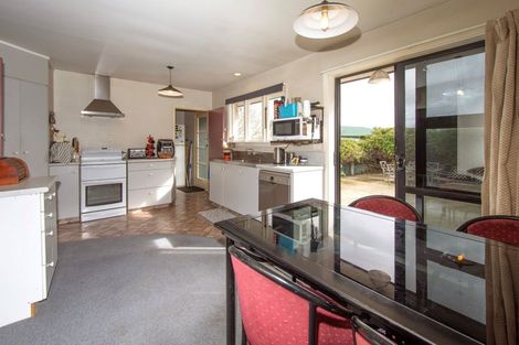 Photo of property in 8 Carters Road, Aranui, Christchurch, 8061