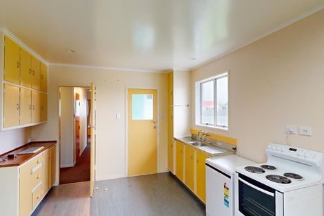 Photo of property in 82 Stillwater Place, Westbrook, Palmerston North, 4412