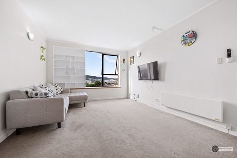 Photo of property in Hobson Court Flats, 58/70u Hobson Street, Thorndon, Wellington, 6011