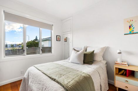 Photo of property in 6 Kenny Avenue, Ahuriri, Napier, 4110