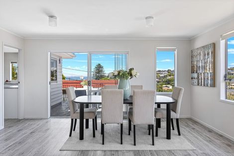 Photo of property in 525 Beach Road, Murrays Bay, Auckland, 0630