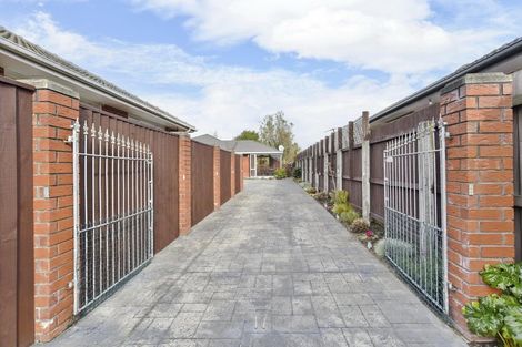 Photo of property in 66 Dunedin Street, Redwood, Christchurch, 8051