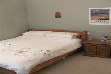 Photo of property in 2 Melrose Crescent, Melrose, Wellington, 6023