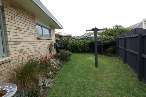 Photo of property in 3 Kimshee Way, Tuakau, 2121