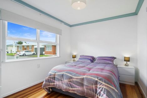 Photo of property in 6 Eton Place, Levin, 5510