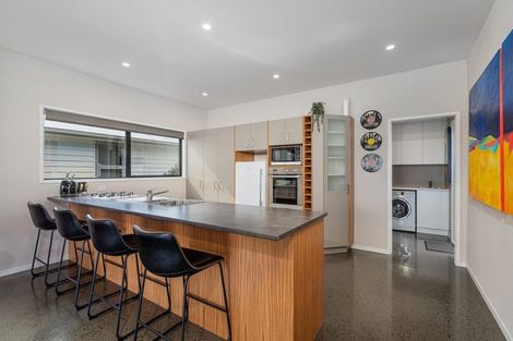 Photo of property in 5 Navigation Drive, Cooks Beach, Whitianga, 3591