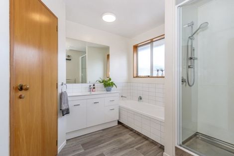 Photo of property in 48 Ben Nevis Drive, Broomfield, Christchurch, 8042