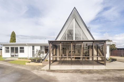 Photo of property in 85 Long Melford Road, Awapuni, Palmerston North, 4412