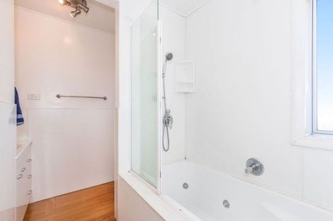 Photo of property in 8 Fovant Street, Russley, Christchurch, 8042