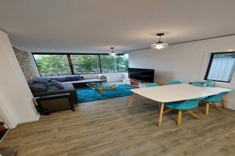 Photo of property in 2f2 Oriental Terrace, Mount Victoria, Wellington, 6011