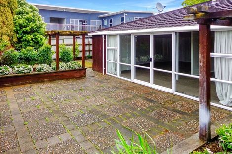 Photo of property in 205 Fitzherbert Avenue, West End, Palmerston North, 4410