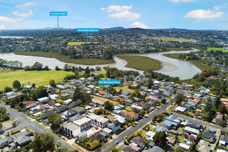 Photo of property in 48a Beaubank Road, Kelston, Auckland, 0602
