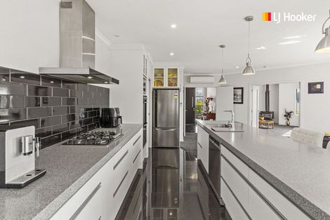 Photo of property in 218 Gladstone Road North, Mosgiel, 9024