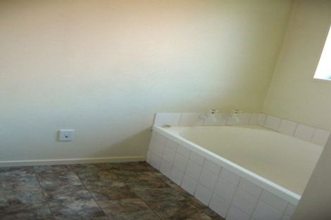 Photo of property in 6 York Tong Place, Addington, Christchurch, 8024