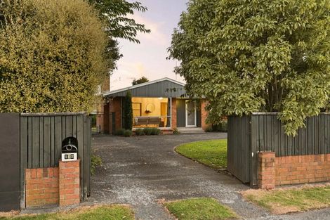 Photo of property in 102 Browning Street, Leamington, Cambridge, 3432