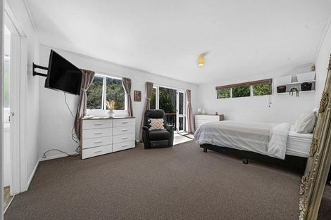 Photo of property in 883 Swanson Road, Swanson, Auckland, 0612