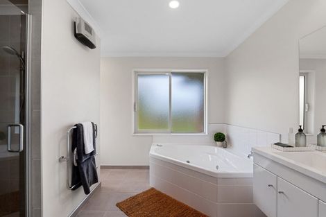 Photo of property in 38 Devine Drive, Rolleston, Christchurch, 7678