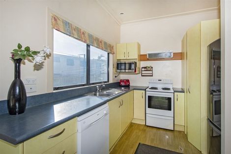 Photo of property in 12 Wakelin Street, Te Kamo, Whangarei, 0112