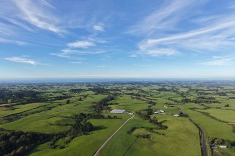 Photo of property in 693 Kent Road, Korito, New Plymouth, 4371