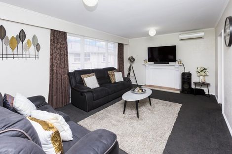 Photo of property in 9 Oregon Drive, Maoribank, Upper Hutt, 5018