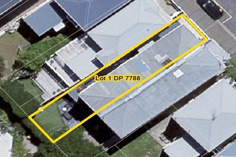 Photo of property in 84 Roxburgh Street, Mount Victoria, Wellington, 6011
